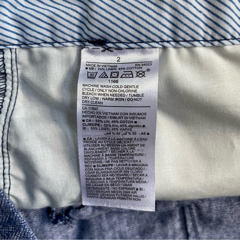 Old Navy Chambray Navy Dots Everyday Short Size 2 - Picture 10 of 11